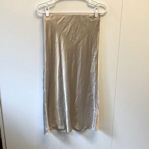 NWOT Quince silk midi skirt, champagne